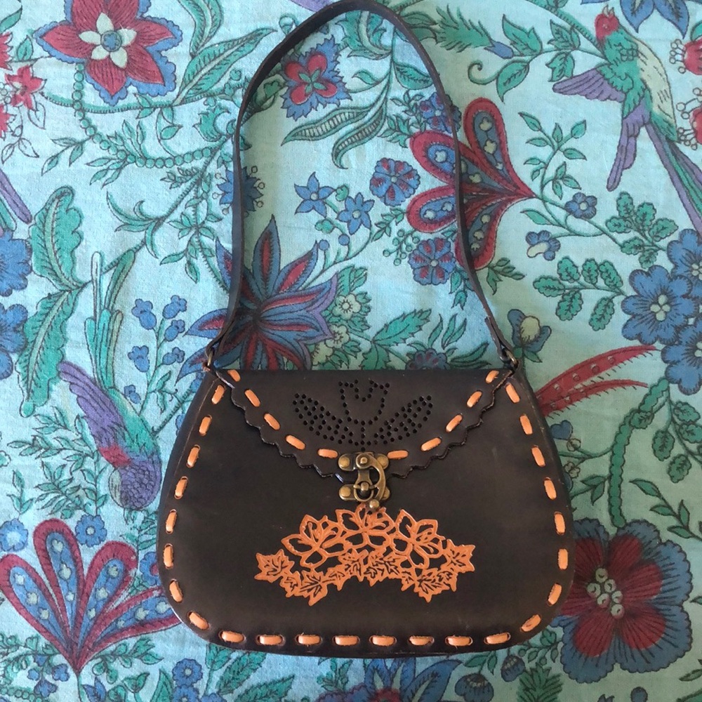 Vintage leather purse